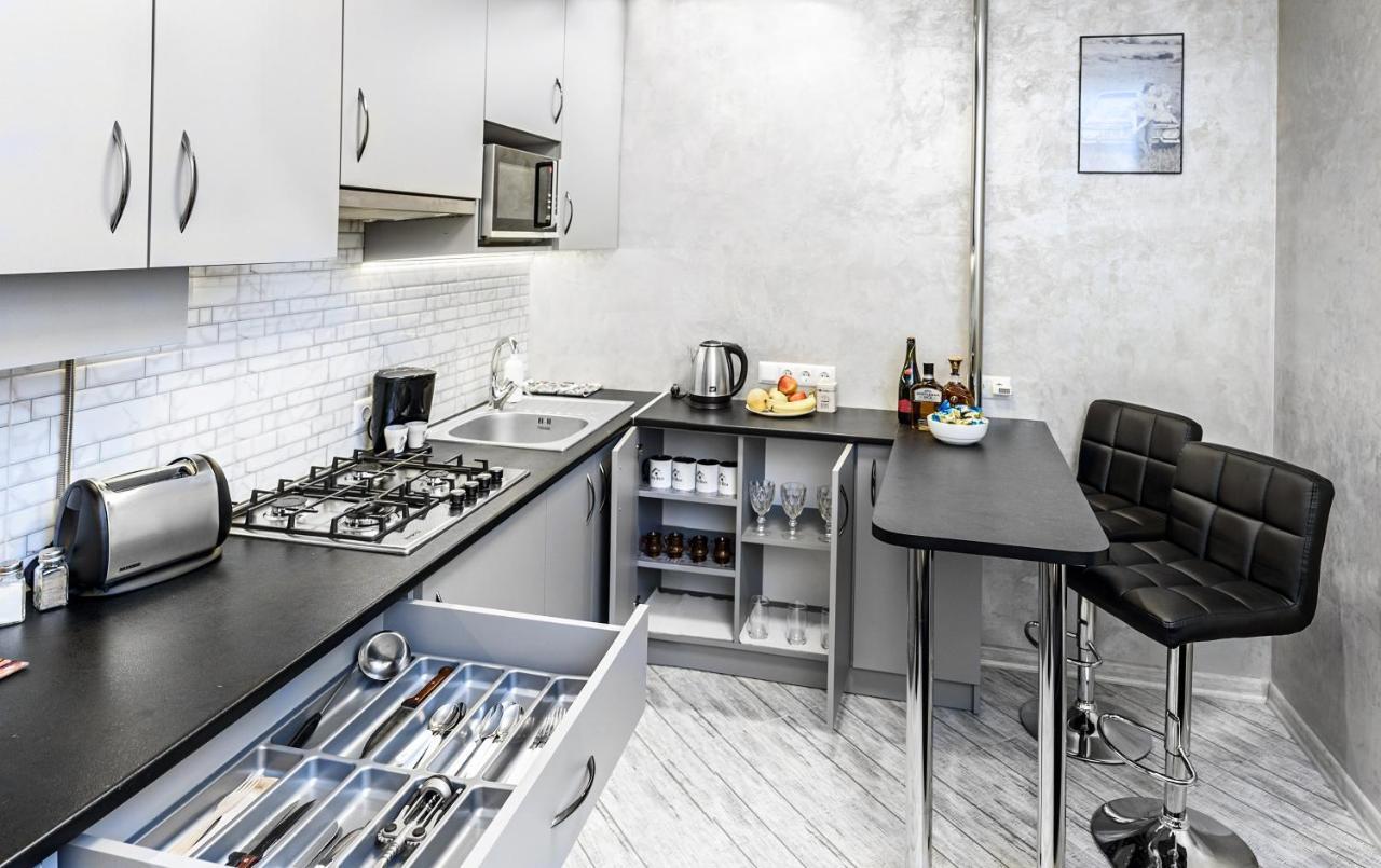 Joy Box Apartments Lviv Bagian luar foto
