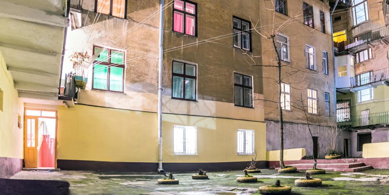 Joy Box Apartments Lviv Bagian luar foto