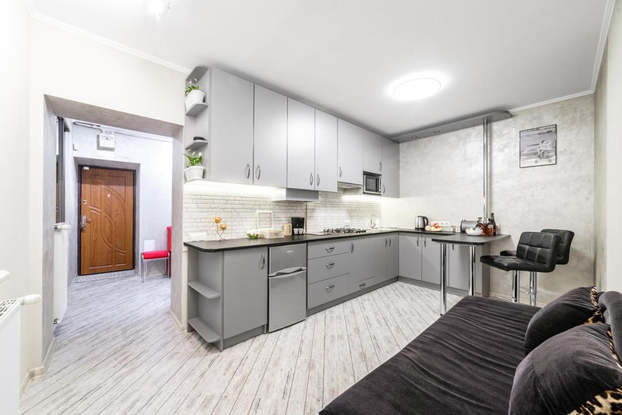 Joy Box Apartments Lviv Bagian luar foto